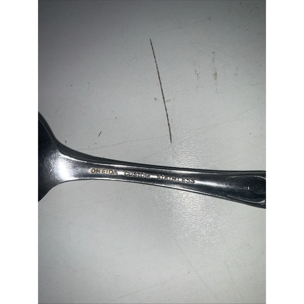 Oneida Plantation Custom Stainless Glossy Floral Teaspoon